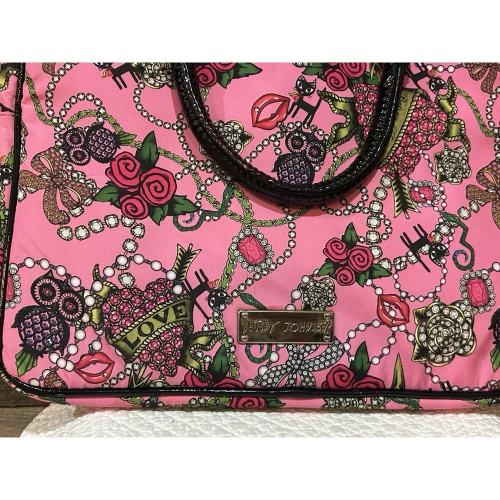 Betsey Johnson Pink Roses Cats & Bling Laptop‎ Bag